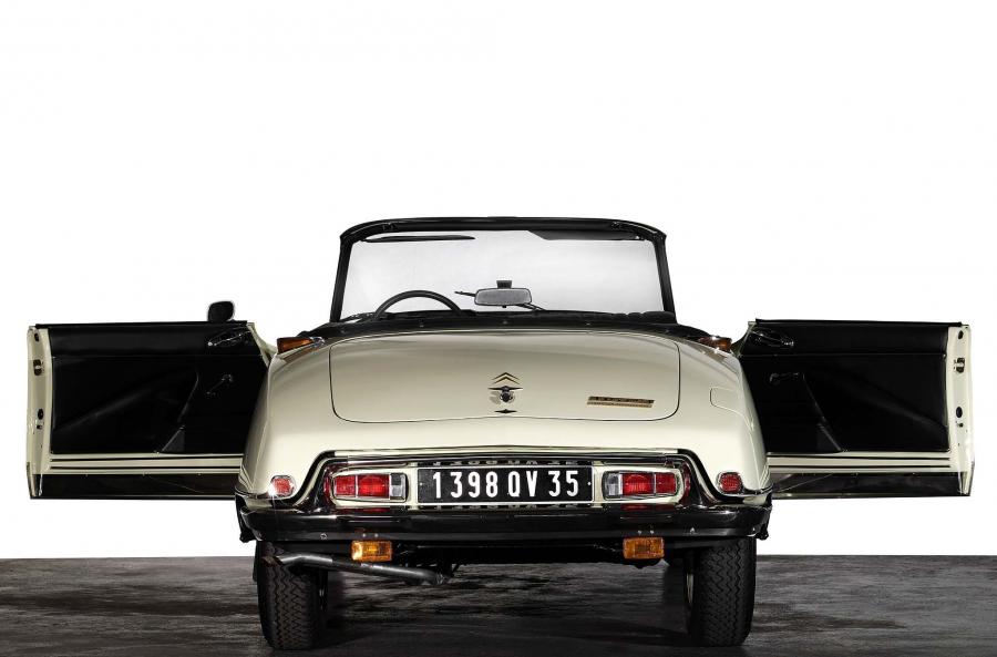  Citroen DS21 1965 года  (фото 35 из 43)